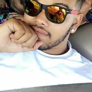 Meet your Posher, Adrian